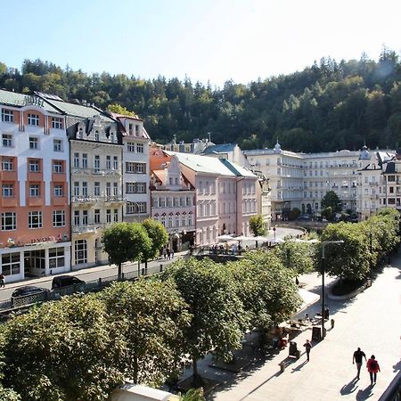 Apartman Sylva Na Stare Louce 42 卡罗维发利 外观 照片