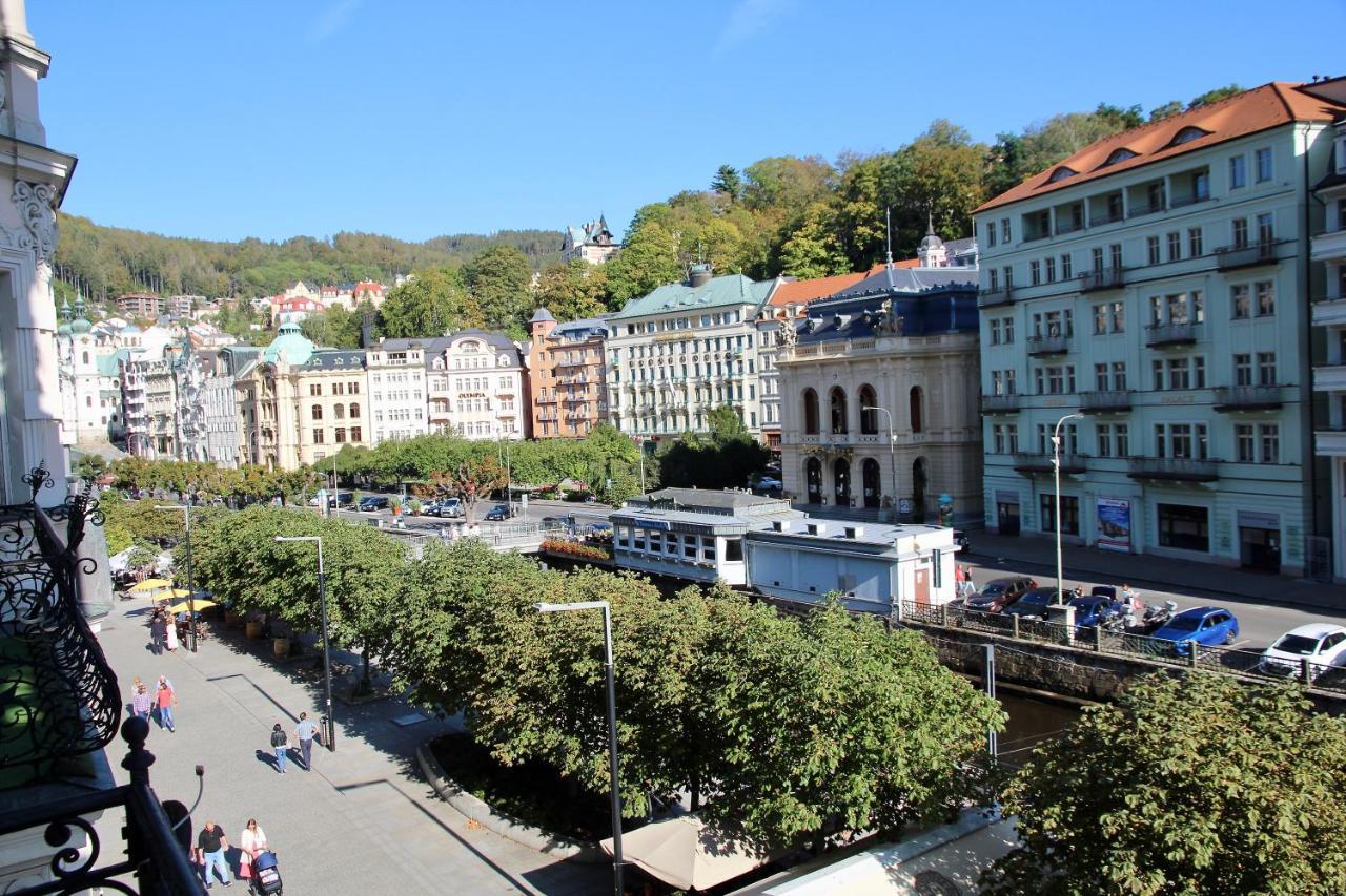 Apartman Sylva Na Stare Louce 42 卡罗维发利 外观 照片